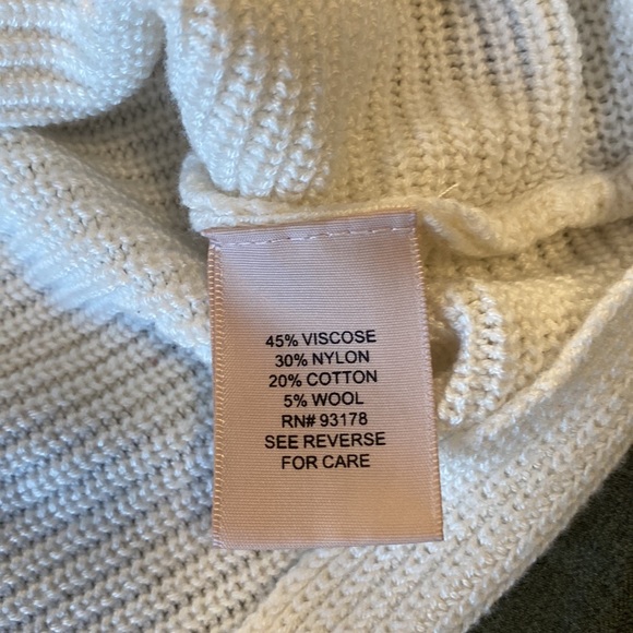 A n t h r o p o l o g i e • Philosophy mock neck sweater - Picture 5 of 7